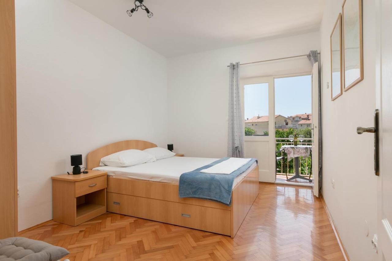 Apartman Borić Podgora Bagian luar foto
