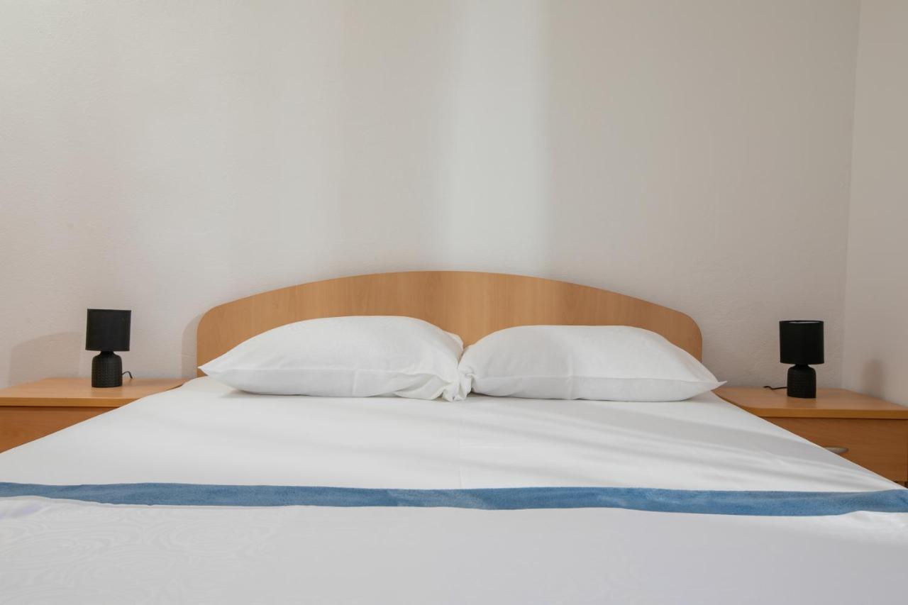 Apartman Borić Podgora Bagian luar foto